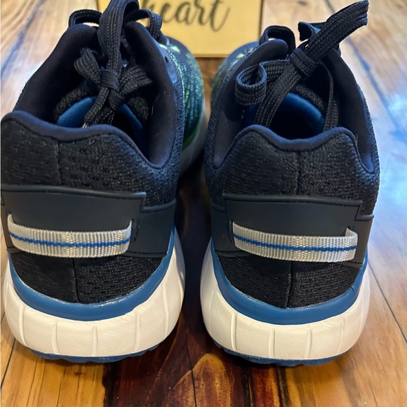 Avia Men’s Athletic Shoes - Picture 2 of 6